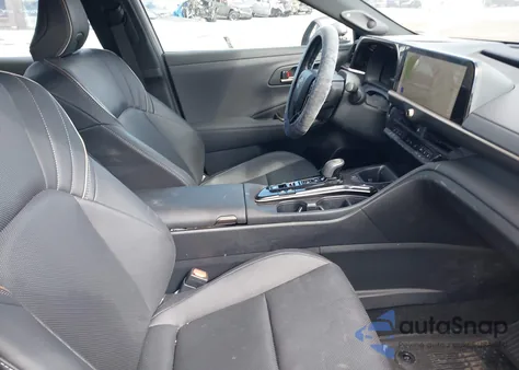 2024 Toyota Crown Limited из США, поврежденный, VIN JTDAAAAF3R3030244